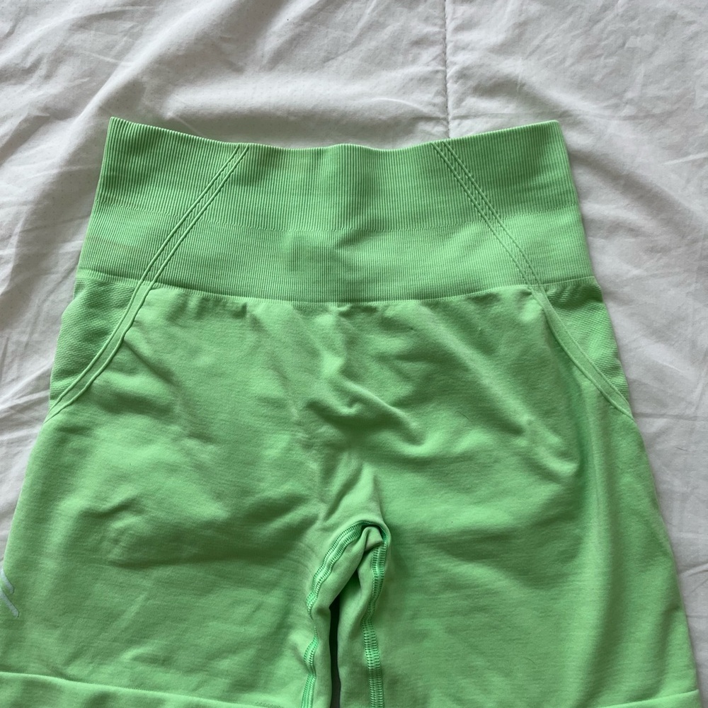 Oner Active Green Bike Shorts High-Waisted Performance